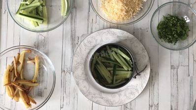 салат с жареной картошкой