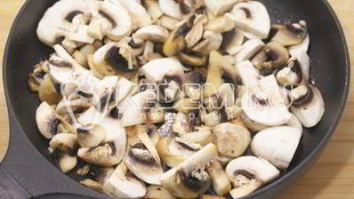 новогодний салат с ветчиной и сыром