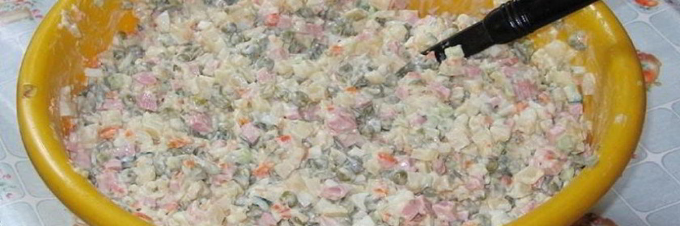 Классический салат Оливье