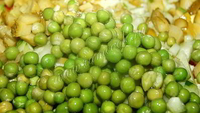 оливье с авокадо и семгой