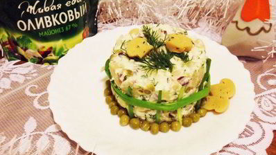 оливье с маринованными грибами