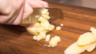 оливье со слабосоленой семгой