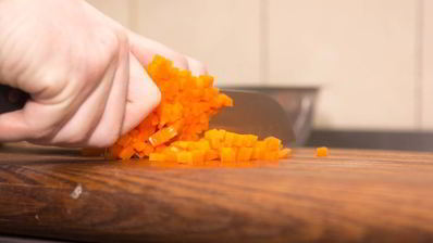 оливье со слабосоленой семгой