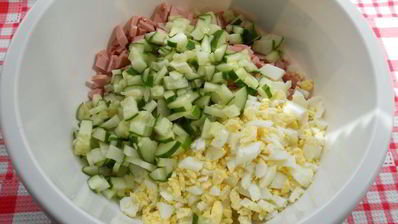 салат летний оливье