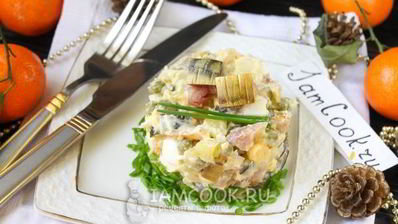 салат оливье с копченой скумбрией