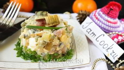 салат оливье с копченой скумбрией