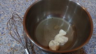 салат оливье в майонезном блинчике