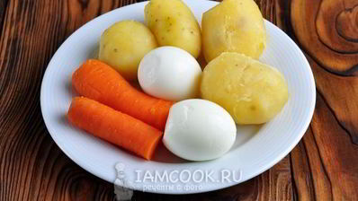 салат-закуска оливье в ветчине