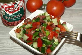 Овощной салат с фасолью