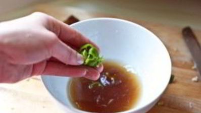 овощной салат с курицей