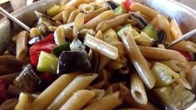 паста-салат с запеченными овощами