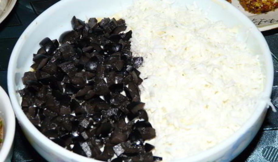 Рецепт салата черное и белое