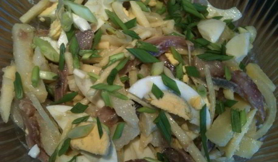 Рецепт салата домашнего с сельдью