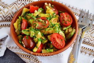 Салат из кабачков и помидоров