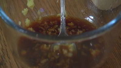 салат из хурмы с авокадо и дайконом