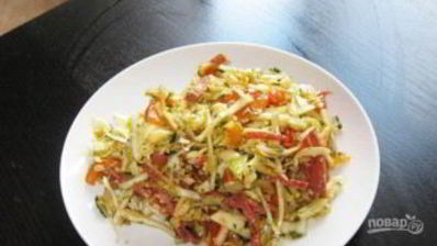 салат из колбасы и сыра