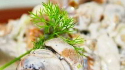 салат из куриных желудков