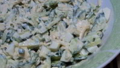 салат из огурцов и сыра