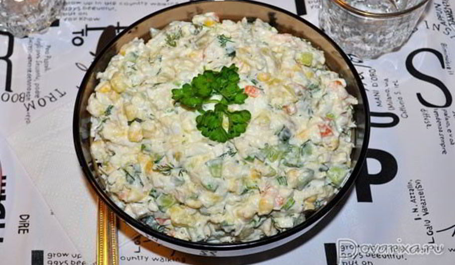 Рецепт салата из рыбы горячего копчения с овощами