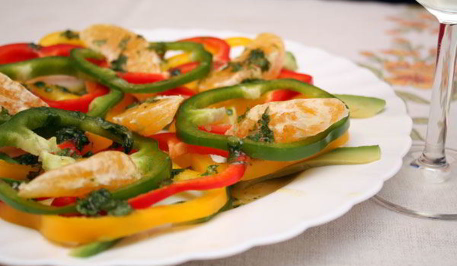 Рецепт салата из сладкого перца с авокадо