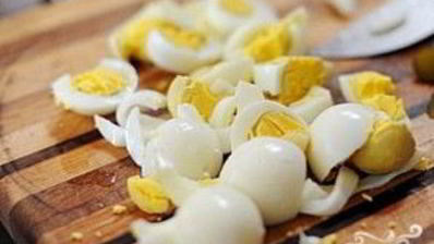 салат из яиц и картофеля