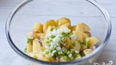 салат из яиц и картофеля