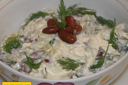 Салат Каприз из вареной курицы