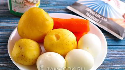 салат мимоза новогодний