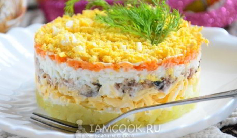 Рецепт салата мимоза с консервами и сыром