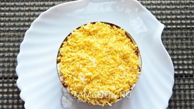 салат мимоза с консервами и сыром