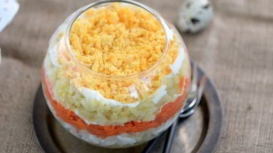 салат мимоза с печенью трески