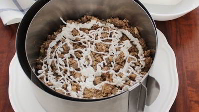 салат мимоза с сыром и сливочным маслом