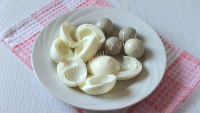 салат мимоза с яблоком