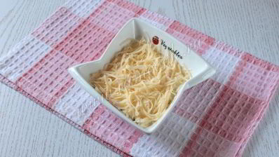 салат мимоза с яблоком