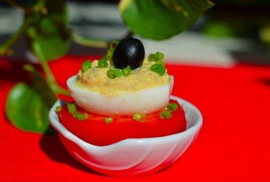 Закусочные яйца Мимоза