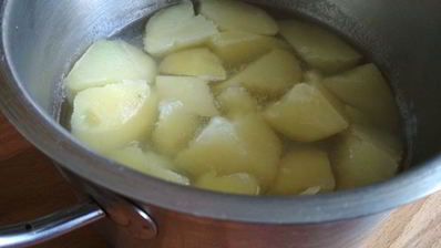 блинчики свекольные селедка под шубой