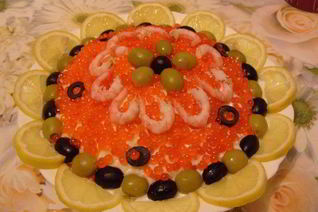 Праздничный салат Креветки под шубой