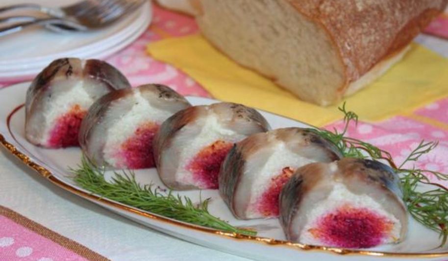 Рецепт роллов сельдь под шубой по-домашнему