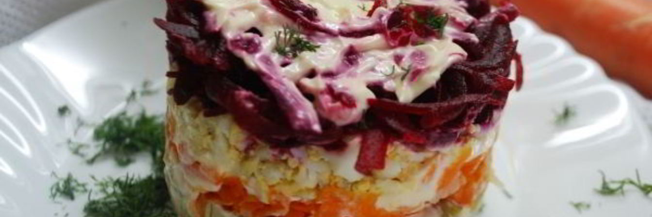 Салат Под Шубой с солеными огурцами