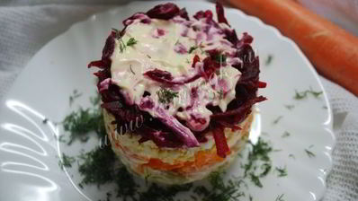 салат под шубой с солеными огурцами