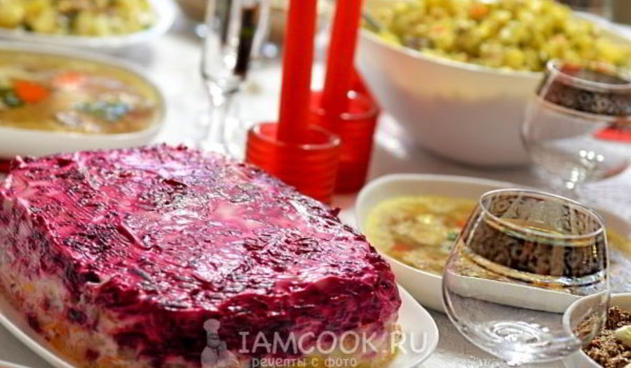 Рецепт селедки под шубой с яблоком