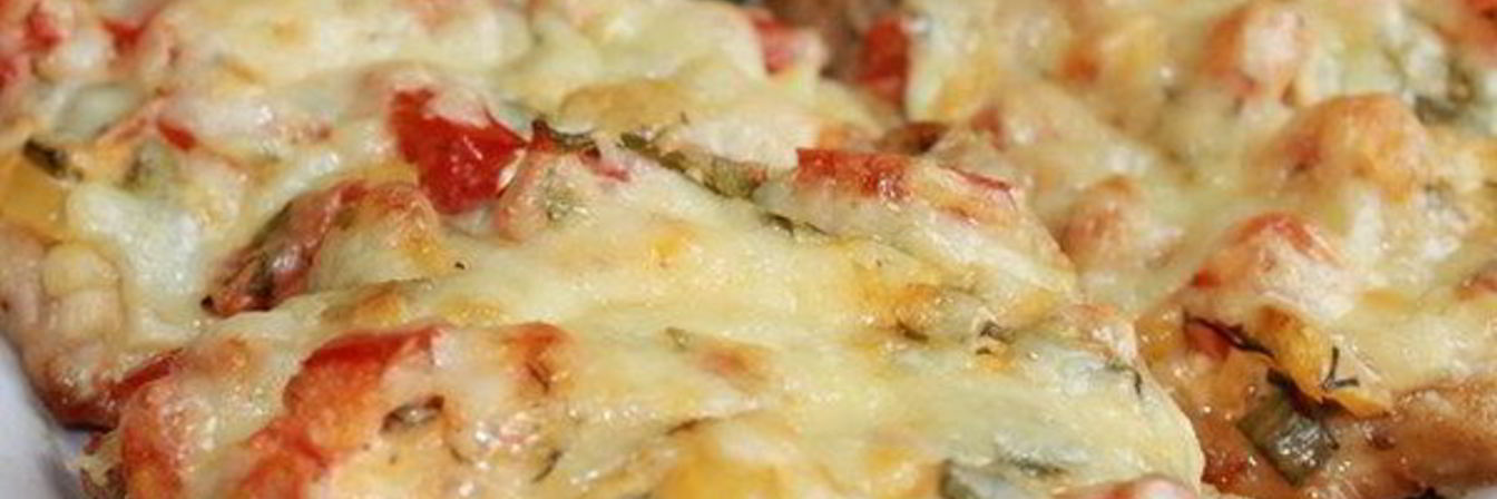 Сочная куриная грудка под шубой в духовке