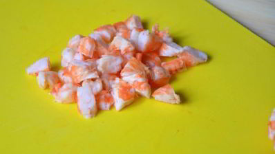 салат с брокколи и креветками