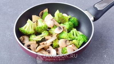 салат с фунчозой и корейской морковью