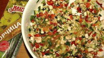 салат с хурмой и курицей