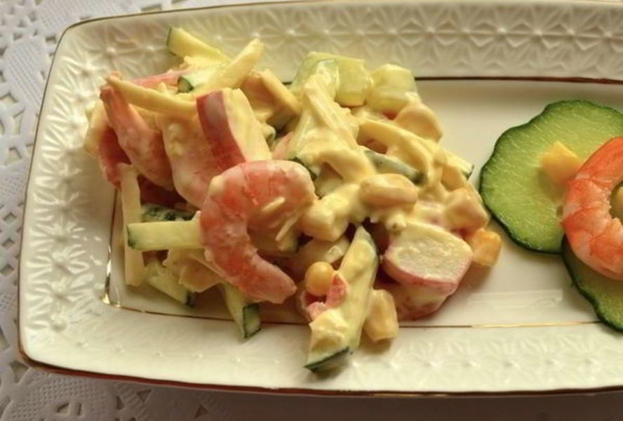 Салат с королевскими креветками