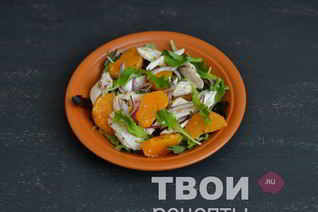 Салат с курицей и мандаринами