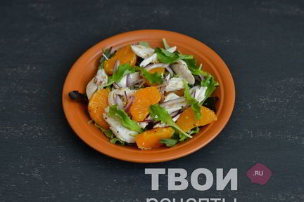Салат с курицей и мандаринами