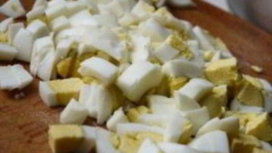 салат с отварной свининой