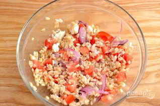 Салат с перловкой